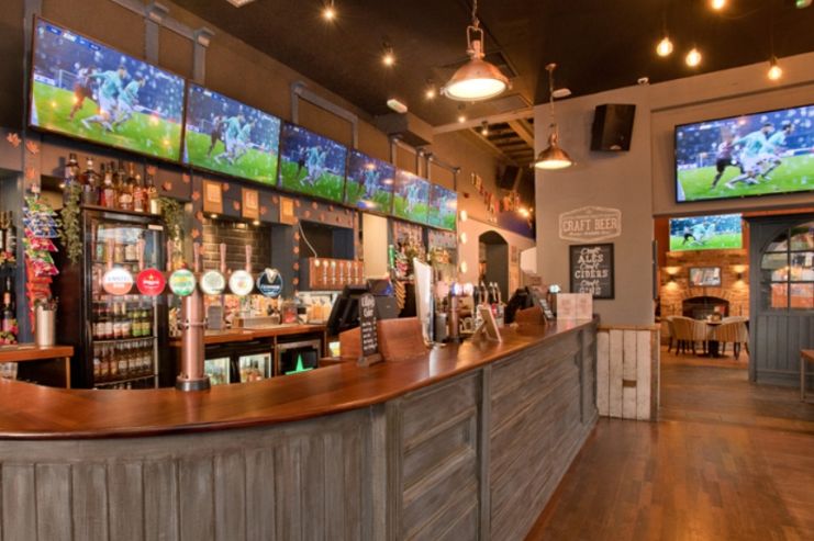 Крупнейший в Британии оператор пабов Stonegate продаст 1% своих заведений за 100 млн фунтов 