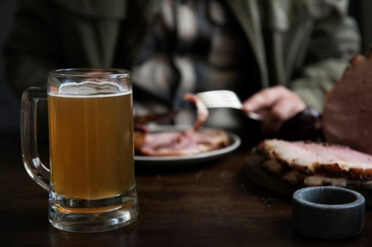 CAMRA: пинта пива в баре не по карману половине британцев
