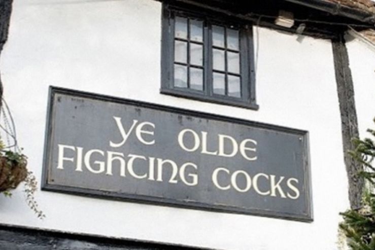 В Британии из-за энергокризиса может закрыться старейший паб в стране