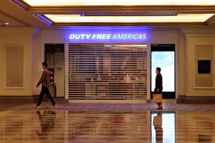 IWSR: «Продажи в магазинах duty free упали на 70%, но восстановятся к 2022 году»