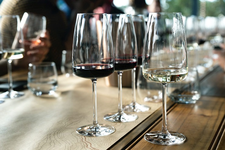 Российские рестораторы: из-за санкций крепкий алкоголь подорожал на 20-50%