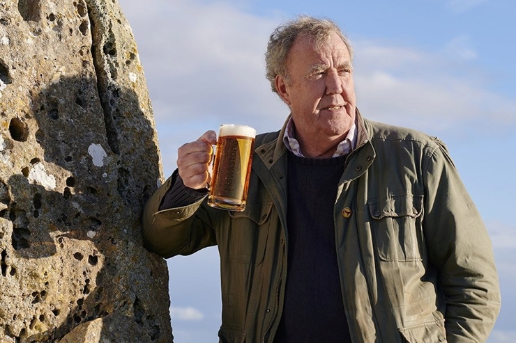 Британский паб отказался от пива Джереми Кларксона из-за его ненависти к Меган Маркл