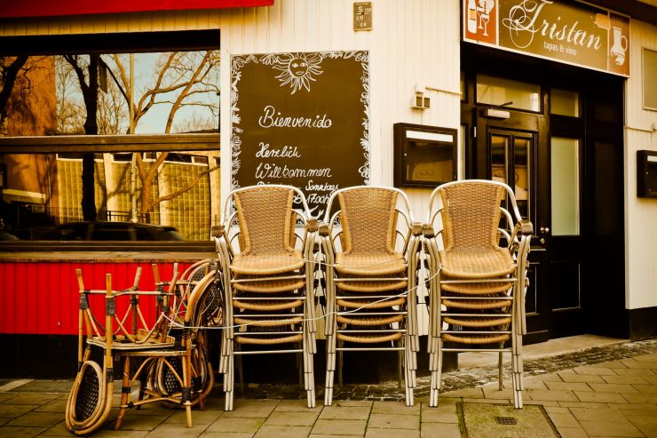 Аналитики прогнозируют закрытие каждого пятого открытого весной 2023 года заведения общепита