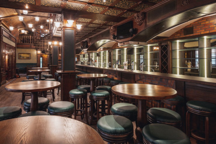 В британском парламенте хотят закрыть все пабы