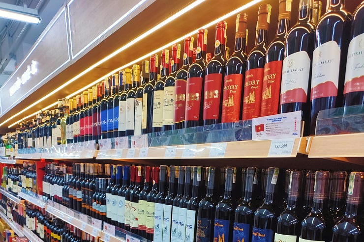 «25% магазинов пришлось закрыть». Как Вологда переживает последствия антиалкогольного закона