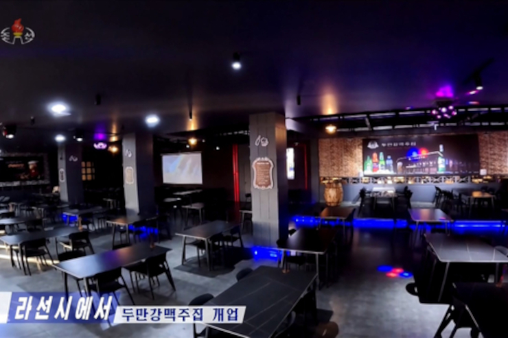 КНДР открыла двухэтажный пивной ресторан в приграничном Расоне