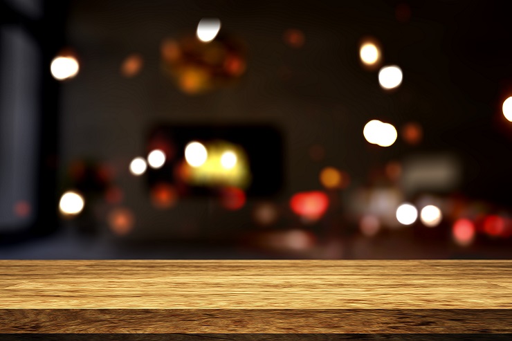 Полиция нагрянула в бар в центре Питера из-за баллона с газом