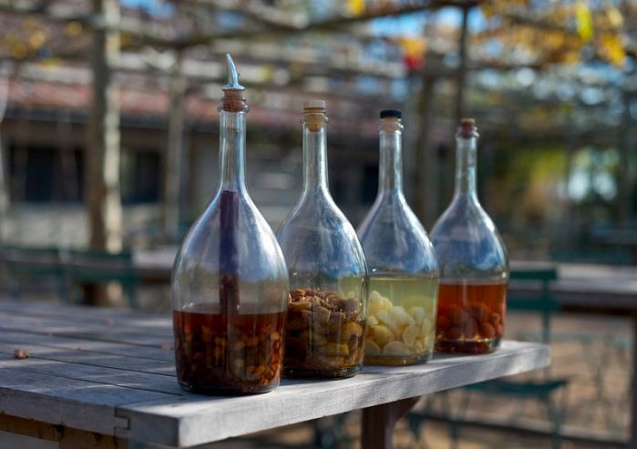 Украина запретила российскую книгу о самогоноварении