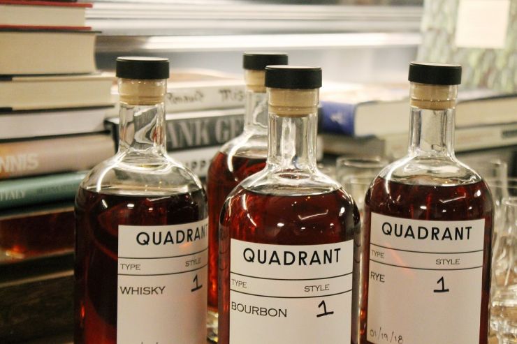 Американский бар «состаривает» виски при помощи ультразвука