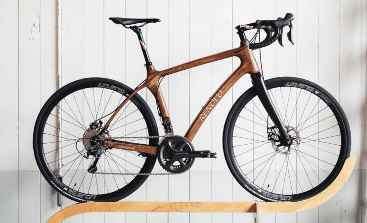Производитель виски создал велосипед с рамами из дубовых бочек