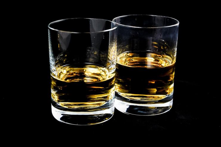 АСГ начала импорт виски Whyte & Mackay