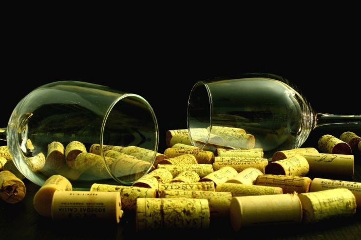 Производство алкоголя в России упало на 7,6%