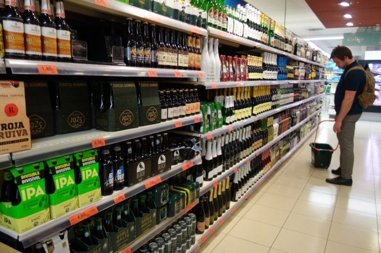 РАР: россияне в 2021 году стали покупать меньше алкоголя