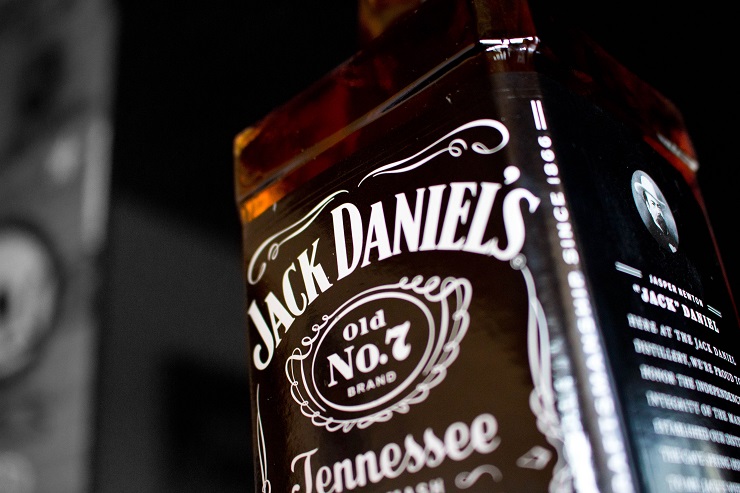 Mash: запасы виски Jack Daniel’s закончатся в России к середине ноября