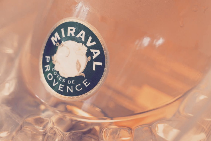 Stoli Group купила винодельню Анджелины Джоли