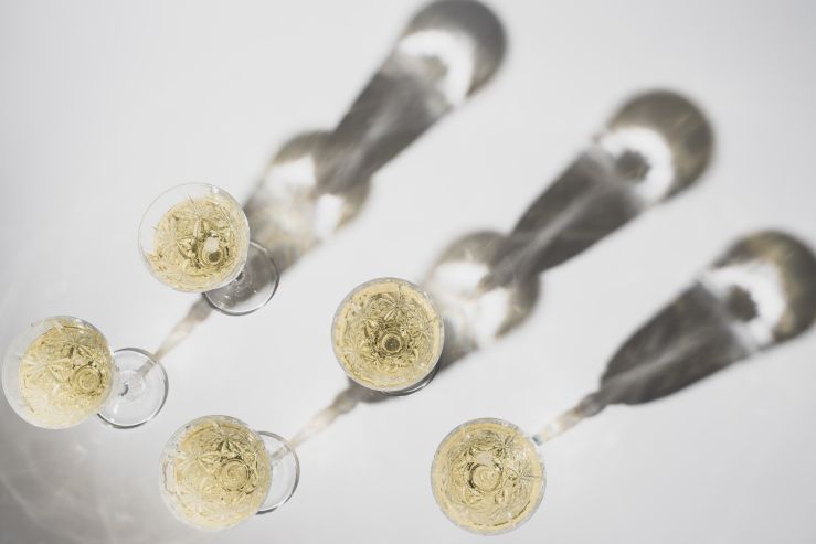 Росалкогольтабакконтроль: летом 2024 года продажи игристых вин превысили 5 млн дал