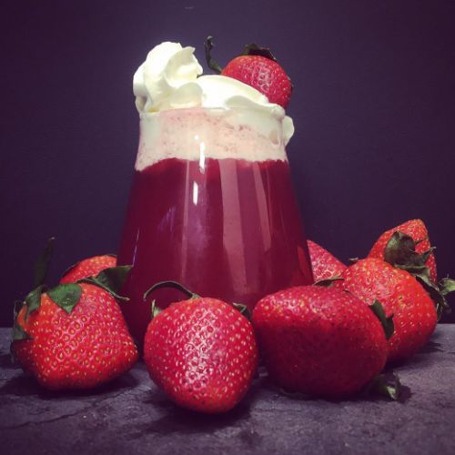 Liquid Bakery: Strawberry Cream Cake